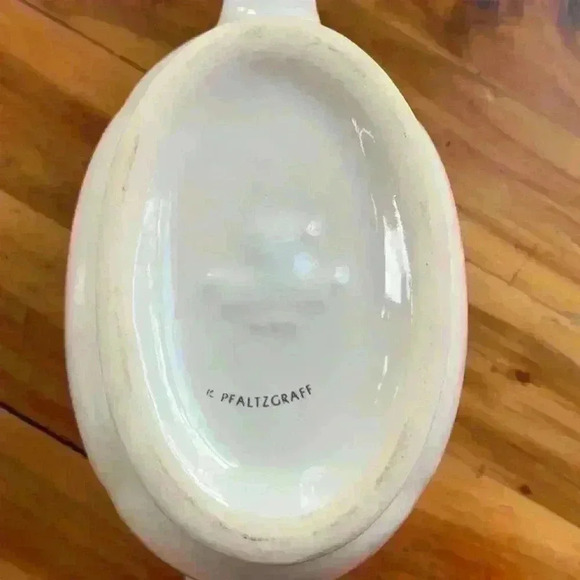 Pfaltzgraff Gravy Boat..Meadow Lane Pattern - Picture 7 of 8